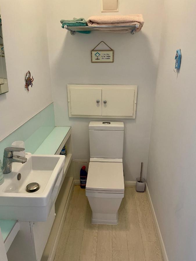 Appartamento Seascape With Outstanding Sea Views Hove Esterno foto