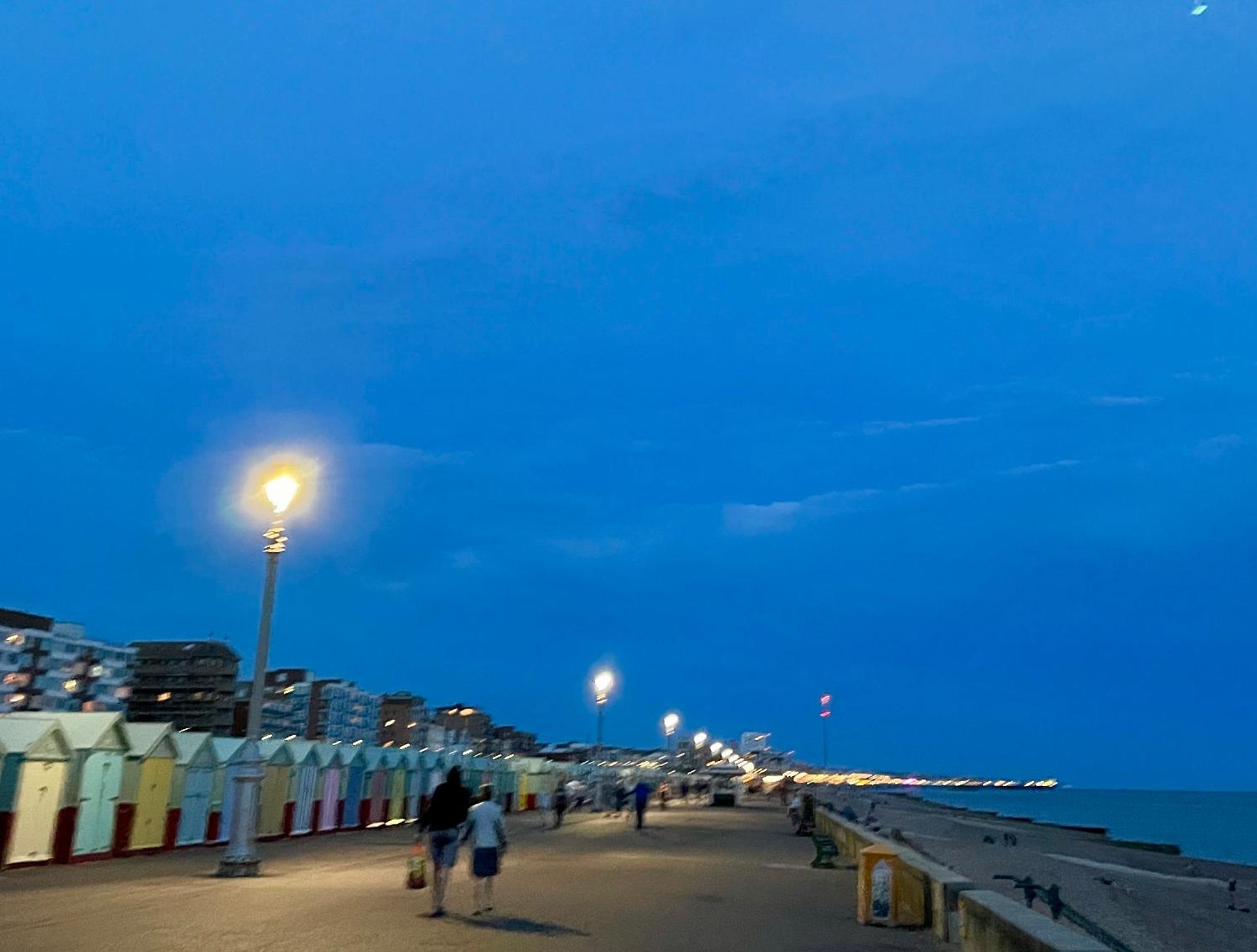 Appartamento Seascape With Outstanding Sea Views Hove Esterno foto