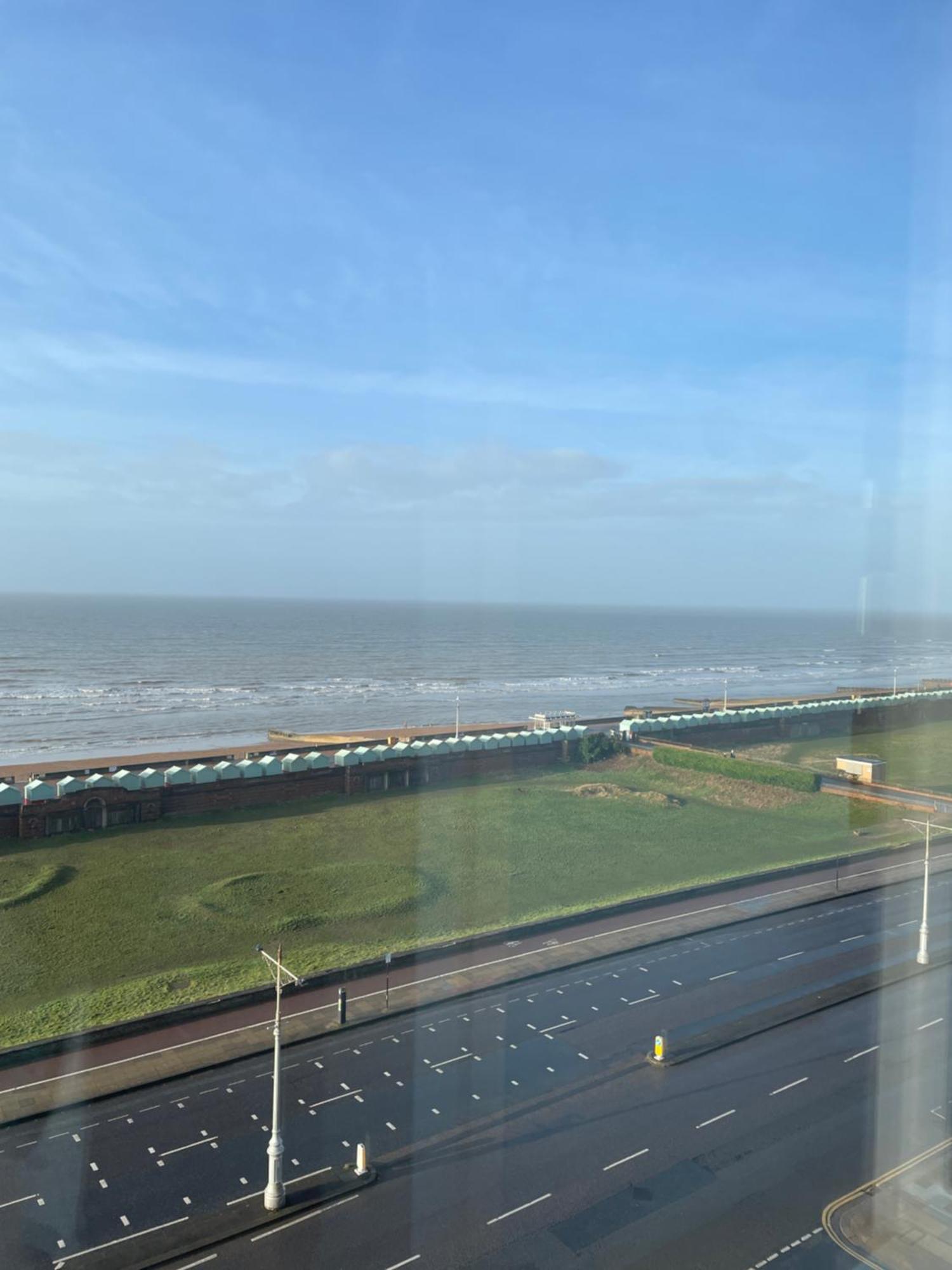 Appartamento Seascape With Outstanding Sea Views Hove Esterno foto